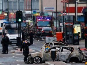 У Британії запустили сайт на підтримку постраждалого від погромів бізнесу У Британії запустили сайт на підтримку постраждалого від погромів бізнесу