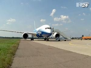 Стартував один з найбільших у світі авіасалонів - МАКС-2011