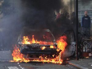 За ніч у Берліні спалили 15 машин - 17 августа 2011 - Телеканал новин 24