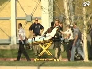 США: психічнохворий майже тиждень жив на телебашті США: психічнохворий майже тиждень жив на телебашті