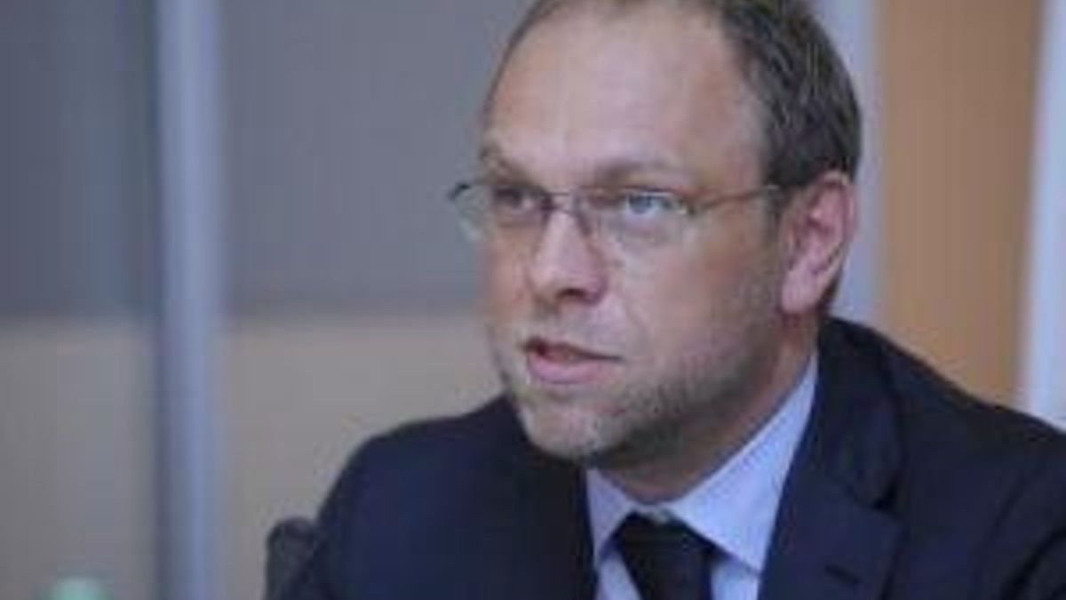 Власенко: Мнение политических лузеров никого не интересует Власенко: Мнение политических лузеров никого не интересует