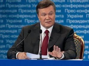 Янукович выступает за развитие сотрудничества с Туркменистаном 