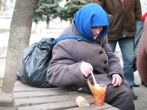 Кабмін затвердив список документів для безхатченків