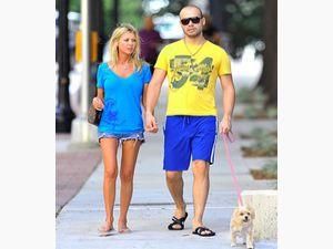 Звезда "Американского пирога" вышла замуж Звезда "Американского пирога" вышла замуж