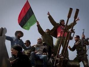 Лівія: повстанці захопили важливий нафтопереробний завод Лівія: повстанці захопили важливий нафтопереробний завод