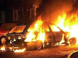 У Берліні спалено ще 11 автомобілів У Берліні спалено ще 11 автомобілів