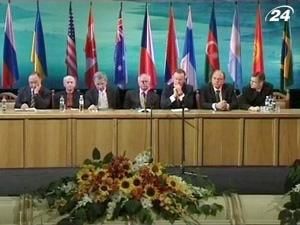 На Всемирном форуме украинцев освистали поздравление Януковича 