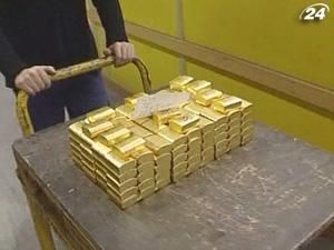 Золото зростає до нового рекорду Золото зростає до нового рекорду