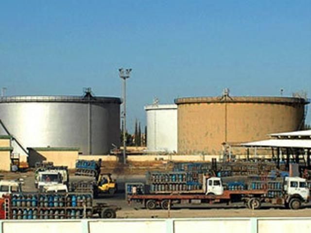 Китай хочет быстрее построить хранилища с нефтью Китай хочет быстрее построить хранилища с нефтью