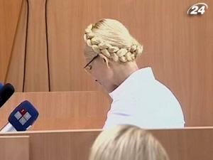 Тимошенко просит 3-4 дня на подготовку к допросу Тимошенко просит 3-4 дня на подготовку к допросу