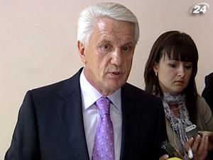 Литвин: Мова йде не про злиття з Партією регіонів, а про об'єднання Литвин: Мова йде не про злиття з Партією регіонів, а про об'єднання