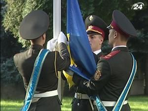 Військові першими відзначили День прапора Військові першими відзначили День прапора