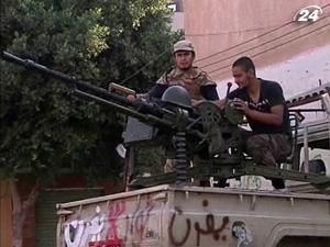 Повстанцы получают подкрепление из Мисурата Повстанцы получают подкрепление из Мисурата