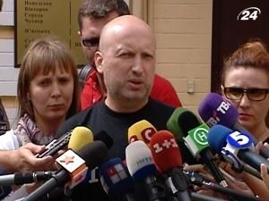 Турчинов обіцяє акції опозиції у День Незалежності Турчинов обіцяє акції опозиції у День Незалежності
