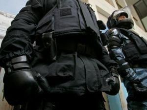 "Беркут" розганяє сльозогінним газом людей на акції "Беркут" розганяє сльозогінним газом людей на акції