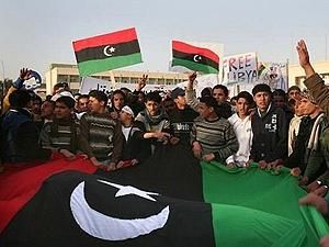 Двоє високопосадовців Каддафі перейшли на бік повстанців