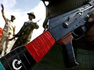 Повстанці пропонують Каддафі безпечний виїзд Повстанці пропонують Каддафі безпечний виїзд