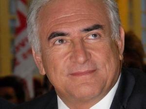 Стросс-Канн планирует посетить МВФ Стросс-Канн планирует посетить МВФ