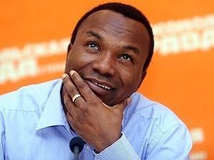 Пастор Черновецького просить перекласти 200 томів справи Пастор Черновецького просить перекласти 200 томів справи