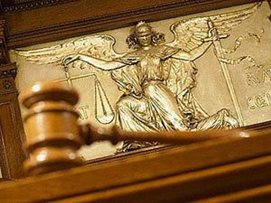 У суді над Тимошенко оголосили перерву до 13:45 У суді над Тимошенко оголосили перерву до 13:45