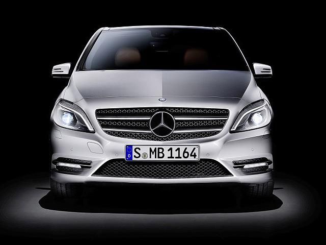 Mercedes-Benz показал B-Class нового поколения Mercedes-Benz показал B-Class нового поколения