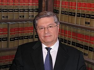 Правозащитник: По возвращении Лазаренко сразу привлекут к уголовной ответственности Правозащитник: По возвращении Лазаренко сразу привлекут к уголовной ответственности