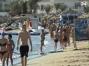Египет: исламисты хотят запретить алкоголь и бикини на пляжах 
