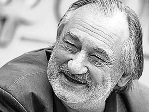 Янукович и Азаров поздравили Ступку с 70-летним юбилеем Янукович и Азаров поздравили Ступку с 70-летним юбилеем