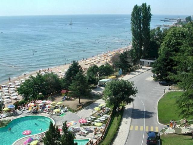 Болгарія ледве впоралася з навалою туристів Болгарія ледве впоралася з навалою туристів