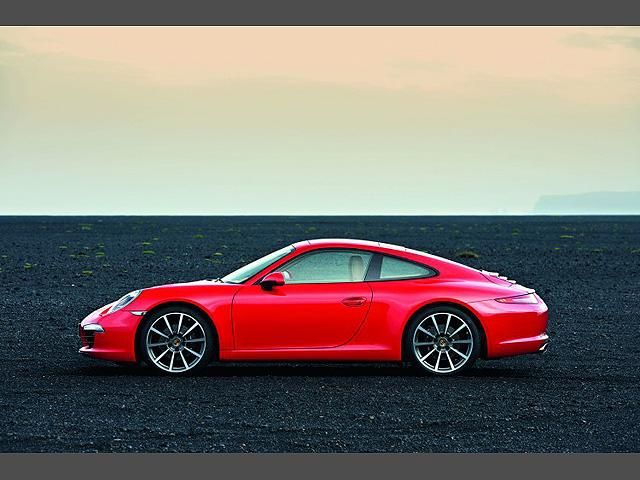 Porsche представил первый в мире спорткар с 7-ступенчатой ​​"механикой"