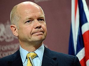 Британія хоче бачити Каддафі у суді Британія хоче бачити Каддафі у суді