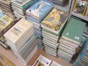 Експерти: Школи забезпечені підручниками на 60-80% Експерти: Школи забезпечені підручниками на 60-80%