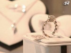 Цены на бриллианты за год выросли в среднем на 50% Цены на бриллианты за год выросли в среднем на 50%