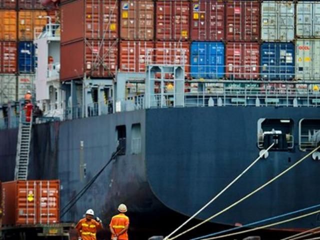 Зовнішня торгівля України залишилась "негативною" Зовнішня торгівля України залишилась "негативною"