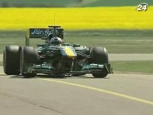 "Team Lotus" продовжить контракти із Трулі і Коваляйненом
