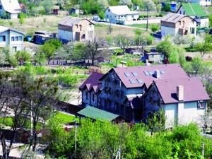 Ющенко с семьей с госдачи переезжает в собственный дом Ющенко с семьей с госдачи переезжает в собственный дом