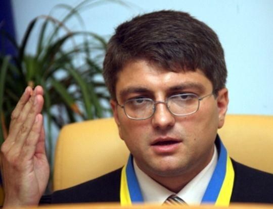 Депутата от БЮТ силой вывели из суда Депутата от БЮТ силой вывели из суда