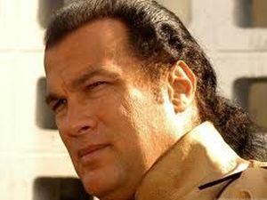 На Стівена Сігала подали в суд На Стівена Сігала подали в суд