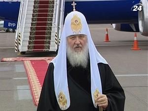 В кортеж патриарха Кирилла в Иркутске врезалась машина В кортеж патриарха Кирилла в Иркутске врезалась машина