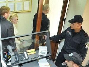 День Тимошенко у СІЗО: без косметики, супів та фірмової зачіски