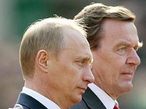 Путін за пивом подякував Шредеру за „Nord Stream“ Путін за пивом подякував Шредеру за „Nord Stream“