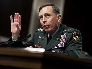 Дэвид Петреус стал главой ЦРУ Дэвид Петреус стал главой ЦРУ