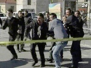 В результате теракта в Дели уже около полсотни раненых и 9 погибли В результате теракта в Дели уже около полсотни раненых и 9 погибли