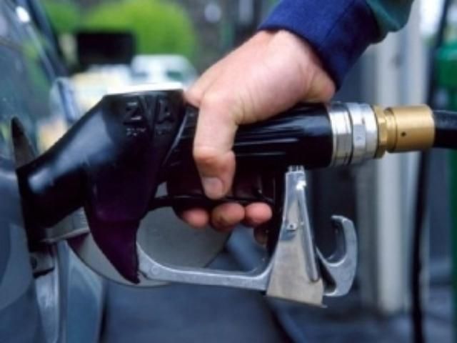 Украина может запретить ввозить топливо из Таможенного союза Украина может запретить ввозить топливо из Таможенного союза