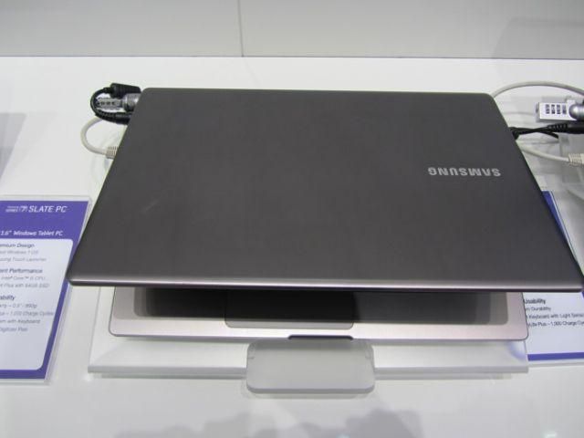 Компания Samsung на выставке IFA 2011 представила свои ноутбуки