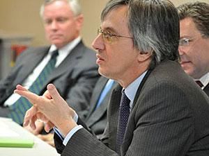 НАТО проконсультирует Украину по безопасности на Евро-2012