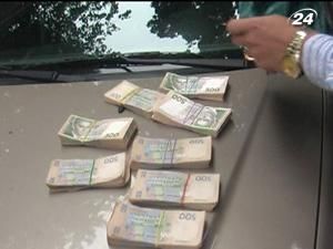 СБУ взяла налоговика на взятке свыше 400 тыс. грн. СБУ взяла налоговика на взятке свыше 400 тыс. грн.