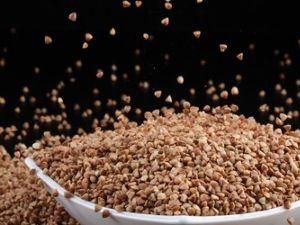 Аграрний фонд скуповує гречку, щоб ціни не падали Аграрний фонд скуповує гречку, щоб ціни не падали