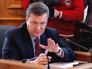 Янукович хоче економити на регіонах