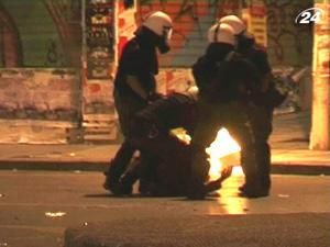 Папандреу пообещал еще больше сократить госрасходы Папандреу пообещал еще больше сократить госрасходы